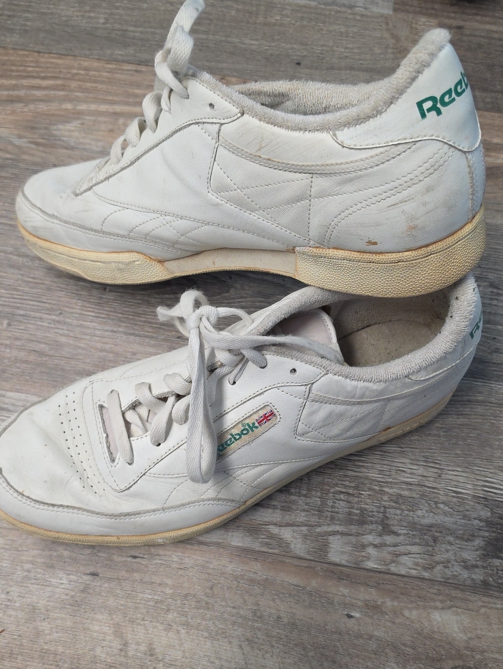 Reebok Men's White Leather Low-Top Sneakers with Green Logo